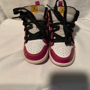 Toddler nike hightop sneakers